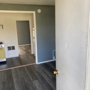 1 bed 1 bath on Elm St. in Clarkston!