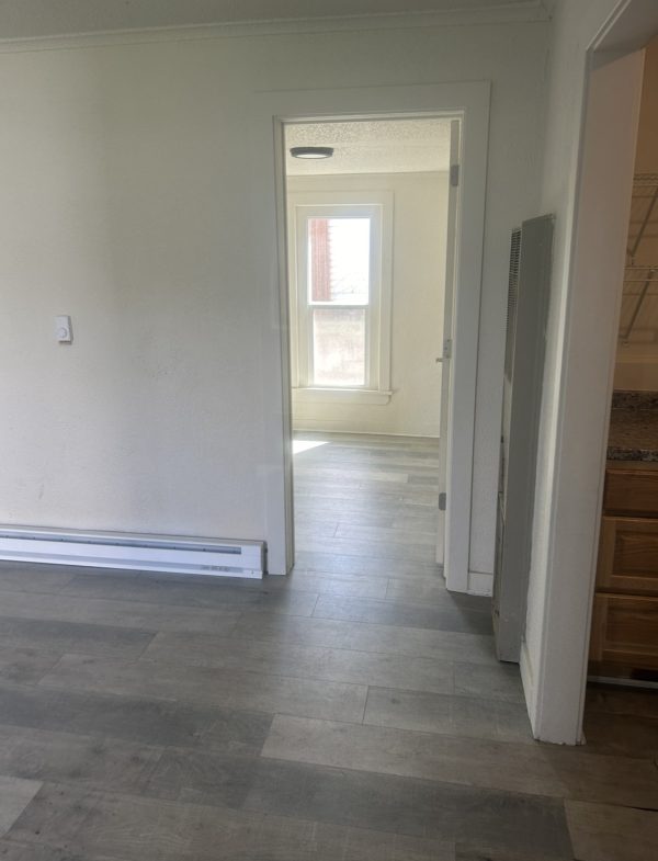 1 bed 1 bath on Elm St. in Clarkston!