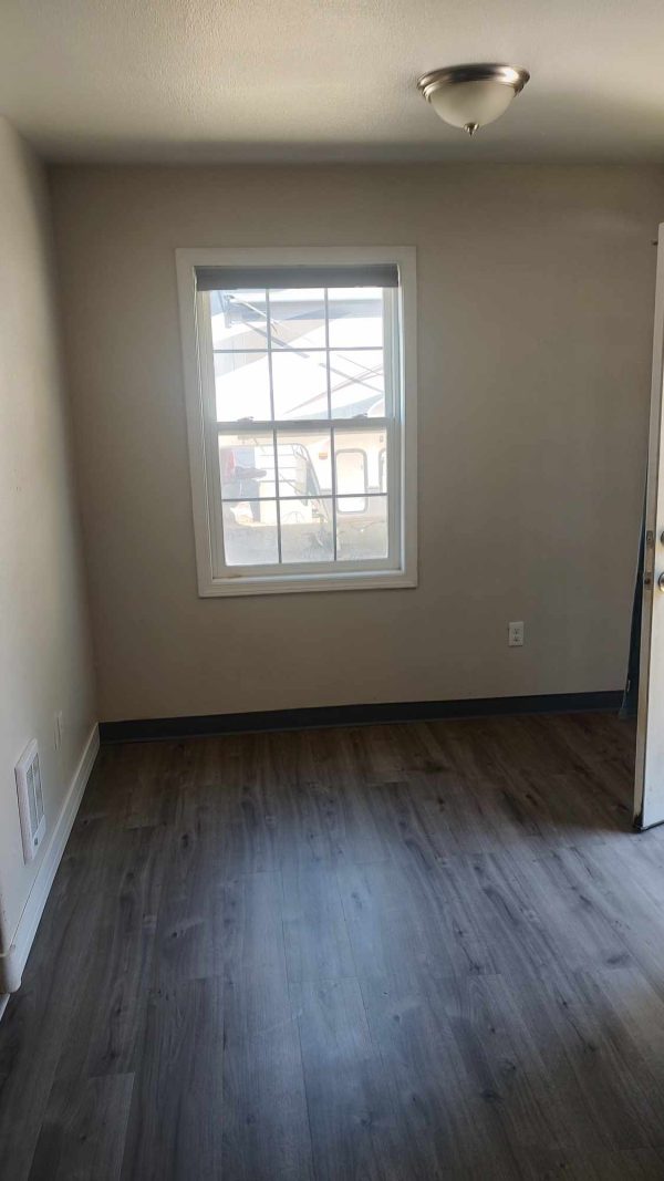 1 bed 1 bath duplex on 8th St in Clarkston - Image 2