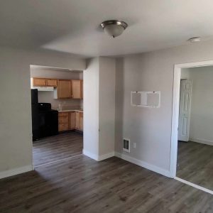 1 bed 1 bath duplex on 8th St in Clarkston