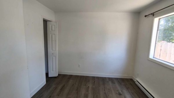 1 bed 1 bath duplex on 8th St in Clarkston - Image 6